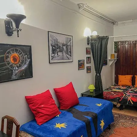 דירה Tranquil With Patio, Historic Centre *