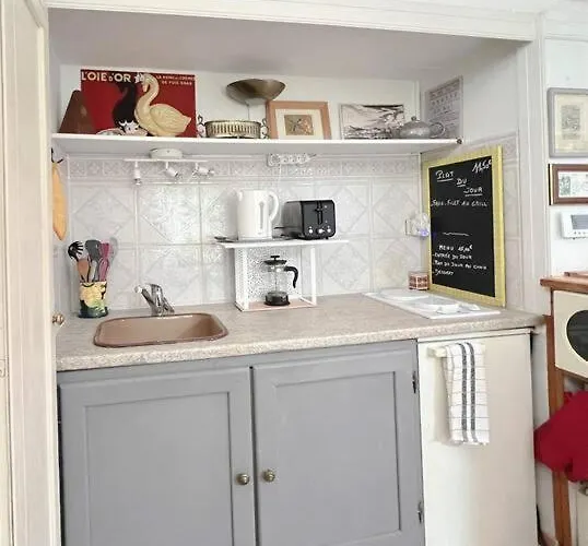 Apartamento Tranquil With Patio, Historic Centre Pézenas